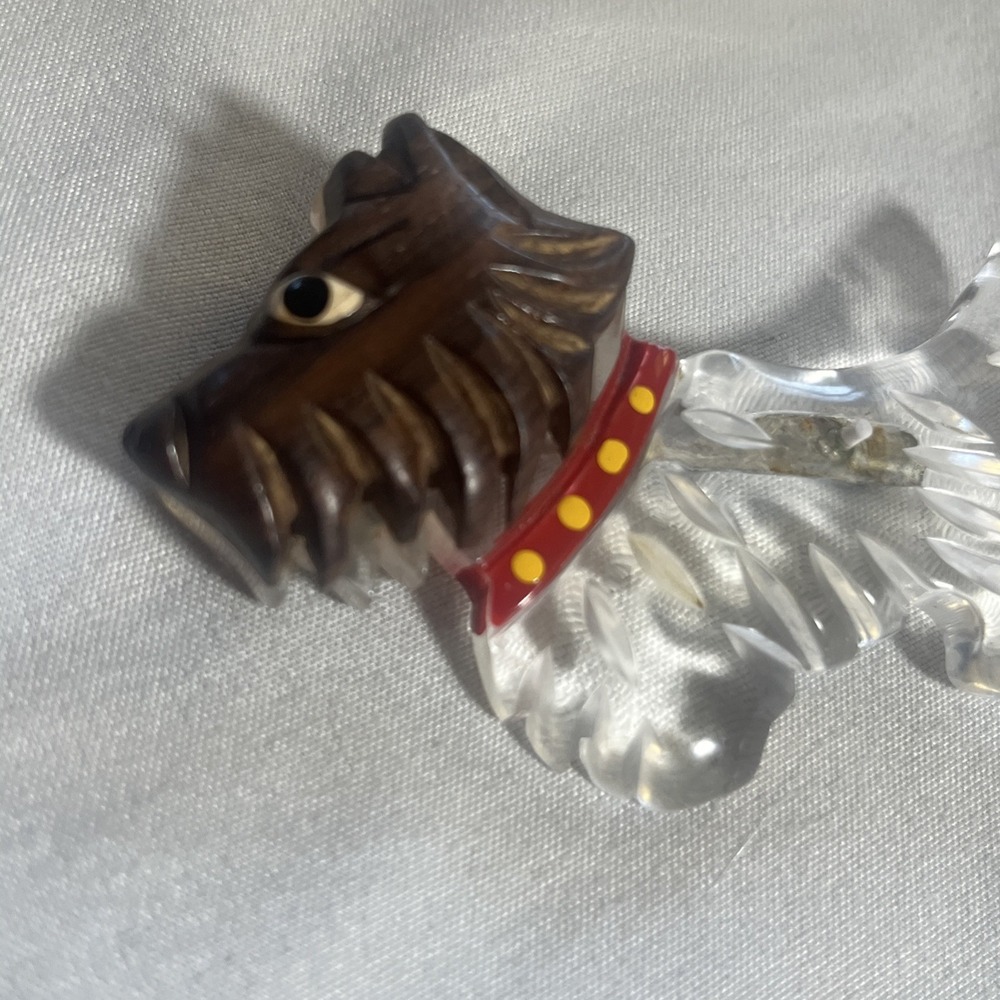 Vintage Mid Century Carved Lucite and Wood Scottie Dog Brooch Pin 1940's - Picture 2 of 11